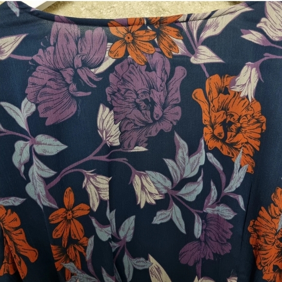 Koko Lovedrobe Chiffon Wrap Top Womens Size 20 Blue Purple Floral V Neck Lined - Picture 6 of 7
